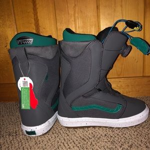 Vans women’s Encore OG boa snowboard boot size 7